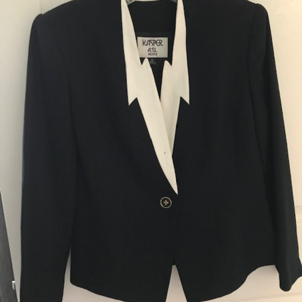 Kasper Jacket and Skirt Size 8 Petite